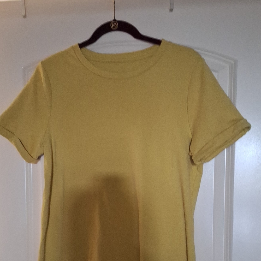 Elegant Yellow Midi Dress